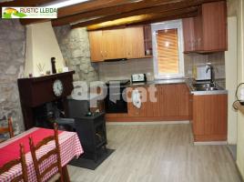 Casa (unifamiliar aïllada), 435.00 m², prop de bus i tren, ALTET