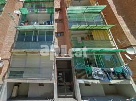 Flat, 93.00 m², near bus and train