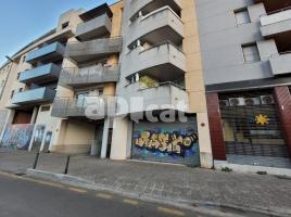 Local comercial, 234.00 m², La Devesa