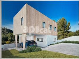 Obra nova - Casa a, 324.00 m², prop de bus i tren