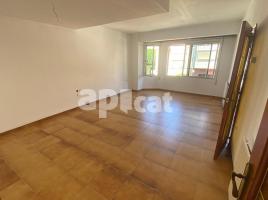 Houses (detached house), 229.00 m², near bus and train, Centro