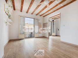 Piso, 57.00 m², cerca bus y metro