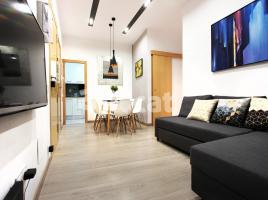 Piso, 60.00 m², cerca de bus y tren, Borne