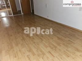 Piso, 105.00 m², cerca de bus y tren, Escoles