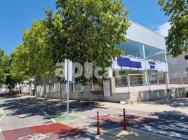 Nave industrial, 4381.00 m², Les Casernes - Sant Jordi