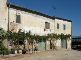  (casa rural), 637.00 m², près de bus et de train, Llers