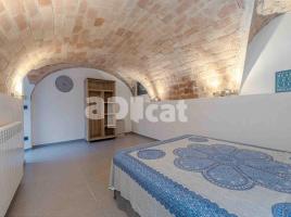 Casa (casa rural), 361.00 m², cerca de bus y tren, seminuevo