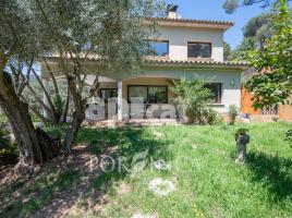 Houses (detached house), 351.00 m², near bus and train, almost new, Mas Pere-Río de Oro