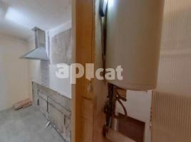 Pis, 77.00 m², prop de bus i tren, Calle Miguel de Cervantes, 33