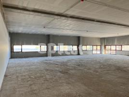 Louer , 1000.00 m², presque neuf, Calle Rocacorba, 34