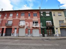 Casa (unifamiliar adossada), 140.00 m², prop de bus i tren, Calle de Voltregà, 54