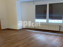 Pis, 82.00 m², près de bus et de train, Calle TORRENT DE LES FLORS