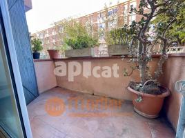 Flat, 90.00 m², near bus and train, Calle de Monturiol