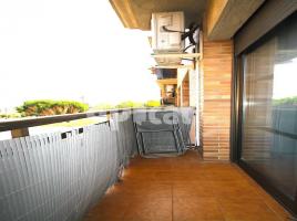 Apartament, 55.00 m², near bus and train, almost new, Calle del Comandant Sugranyes