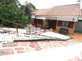 Houses (villa / tower), 297.00 m²