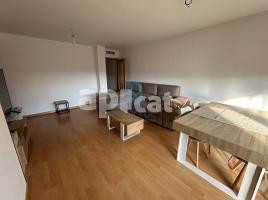 Flat, 110.00 m², near bus and train, Calle Catalunya