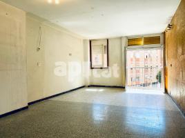 Flat, 68.00 m², near bus and train, Calle de Santa Creu