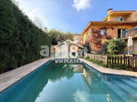 Houses (villa / tower), 399.00 m²