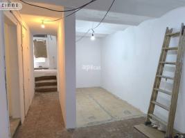 Lloguer local comercial, 70.00 m²