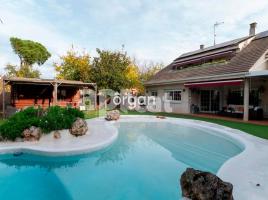 Houses (terraced house), 272 m², Zona