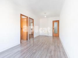 Pis, 102.00 m², حافلة قرب والقطار