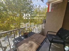 Apartament, 45 m², Zona