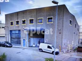 Nave industrial, 824.00 m², seminuevo