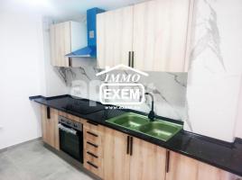 Piso, 84.00 m², cerca de bus y tren