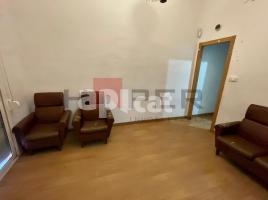 Apartamento, 70.00 m², cerca de bus y tren, Avenida MONTSERRAT