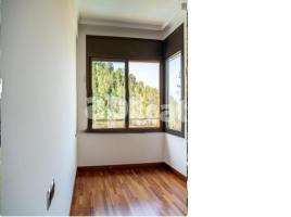  (xalet / torre), 296.00 m²