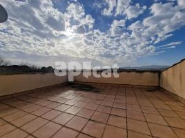 Houses (terraced house), 241.00 m², Calle Penedès