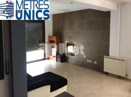  (unifamiliar aïllada), 263.00 m², جديد تقريبا, Avenida Montnegre