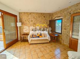 Houses (terraced house), 300 m², Zona