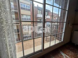 Piso, 103.00 m², cerca de bus y tren