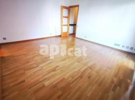 Flat, 79.00 m², almost new, Avenida de Santiga