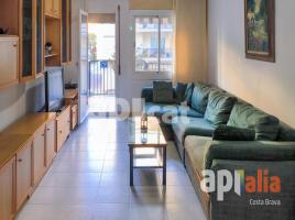 Apartament, 93.00 m², Calle President Macià, 118