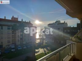 Apartamento, 128.00 m², cerca de bus y tren, COL·LEGI