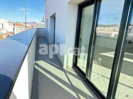 Àtic, 77.00 m², حافلة قرب والقطار, جديد