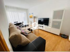 Piso, 84.00 m², cerca de bus y tren, parc central