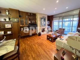 Piso, 115.00 m², cerca de bus y tren