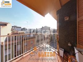 Piso, 110.00 m², cerca de bus y tren, Calle d'Urgell, 15