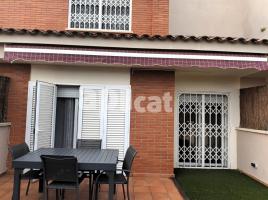 Casa (unifamiliar adossada), 157.00 m², seminou