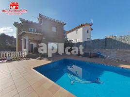  (), 271.00 m², fast neu, Calle dels Olivers