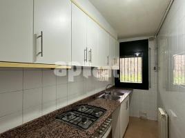 Piso, 129.00 m², cerca de bus y tren, seminuevo