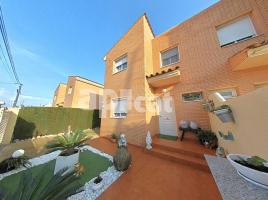 Houses (terraced house), 113.00 m², almost new, Avenida del Príncep d'Espanya