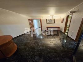 Piso, 62.00 m², cerca de bus y tren