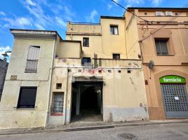 Houses (country house), 282.00 m², Calle de Figueres