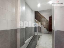 Piso, 73.00 m², cerca de bus y tren