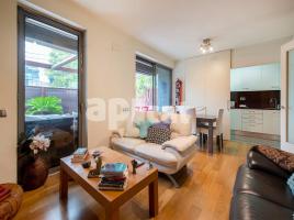 Flat, 105.00 m², near bus and train, almost new, El Poblenou