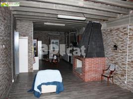 Casa (unifamiliar aïllada), 654.00 m², prop de bus i tren